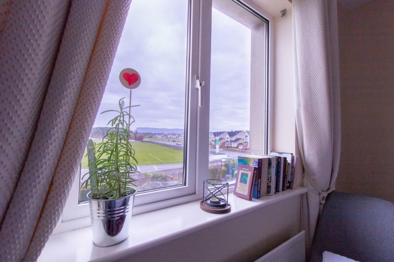 Strandhill Home, One Minute From The Beach And Pubs Exteriör bild