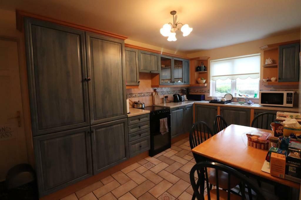 Strandhill Home, One Minute From The Beach And Pubs Exteriör bild